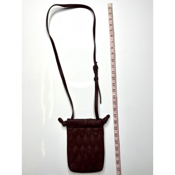 Universal Thread Maroon Small Cross Body Purse Cute Excellent Condition - Picture 6 of 6